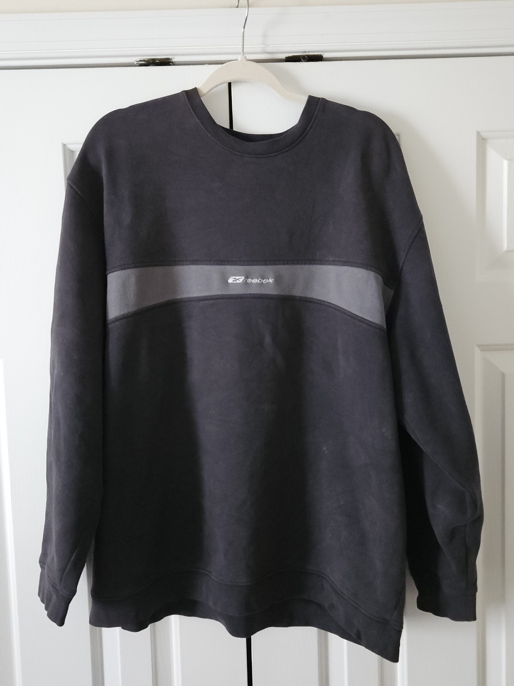 Vintage Reebok Men's XL Black/Gray Colorblock Crewneck Fleece Logo Sweatshirt